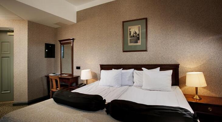 Hestia Hotel Barons