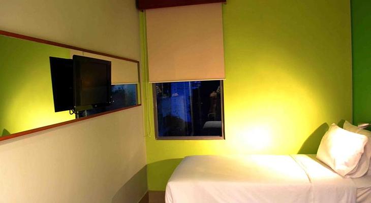 Maxonehotels At Sabang