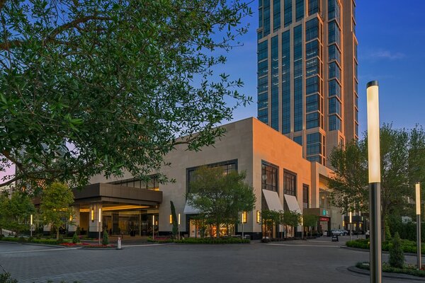 The Post Oak Hotel at Uptown Houston