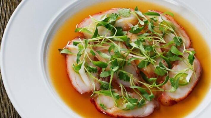 Yellowtail Restaurant & Lounge