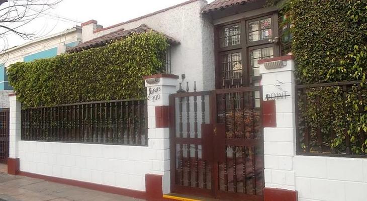 The Point Hostels - Lima