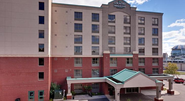 Country Inn & Suites by Radisson, Niagara Falls, ON