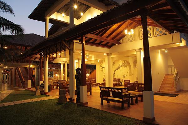 Wunderbar Beach Club Hotel