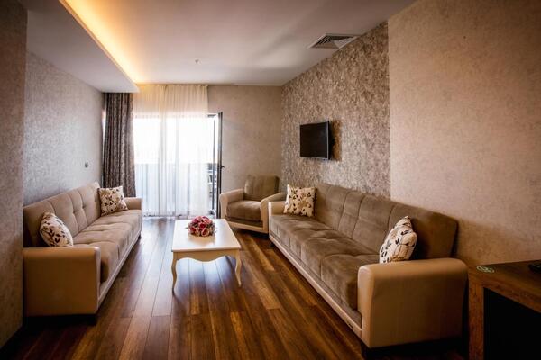 Life Point Hotel