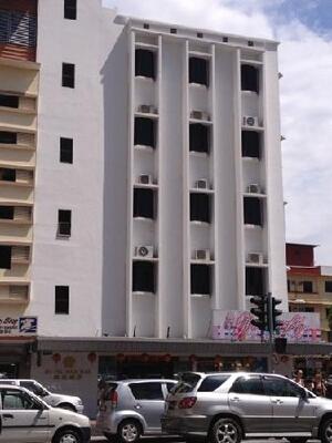 Wah May Hotel