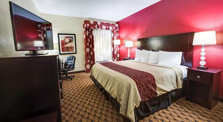 Red Roof Inn & Suites Cincinnati North-Mason