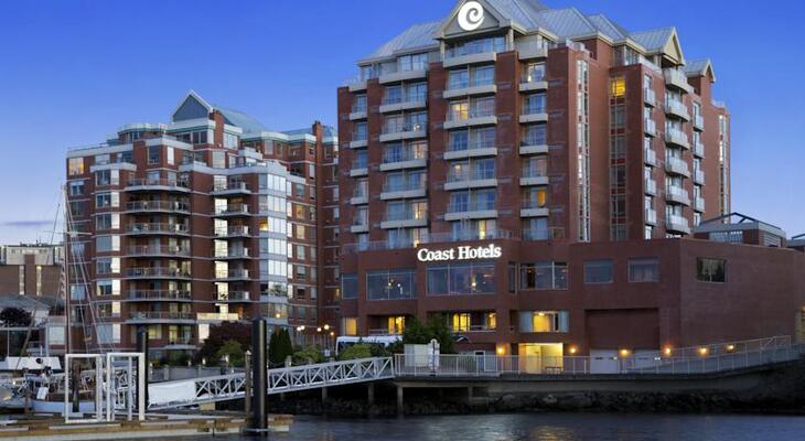 Coast Victoria Hotel & Marina by APA