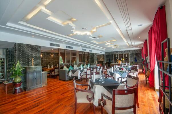 THE PRIVILEGE FLOOR by Lotus Blanc