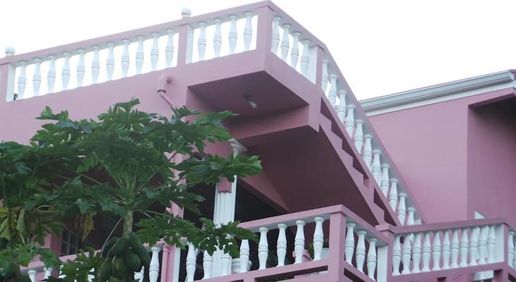 Top Ranking Guesthouse
