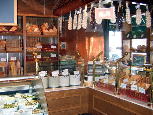 Cossetta's Italian Market & Pizzeria