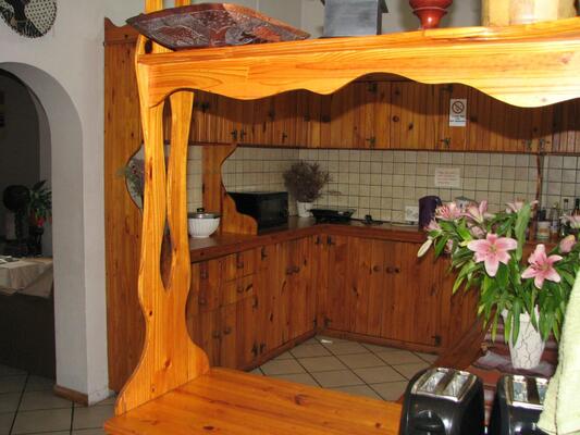 Jembjos Knysna Lodge & Backpackers