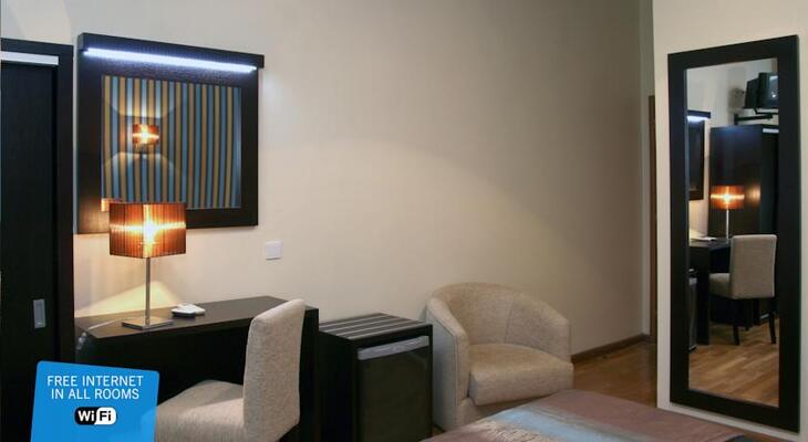 Hotel America
