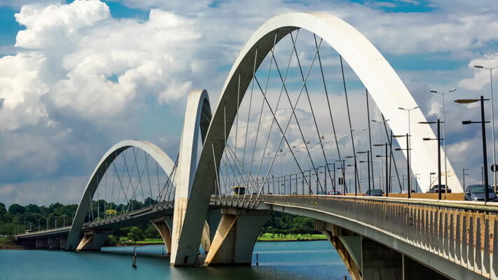 Juscelino Kubitschek Bridge