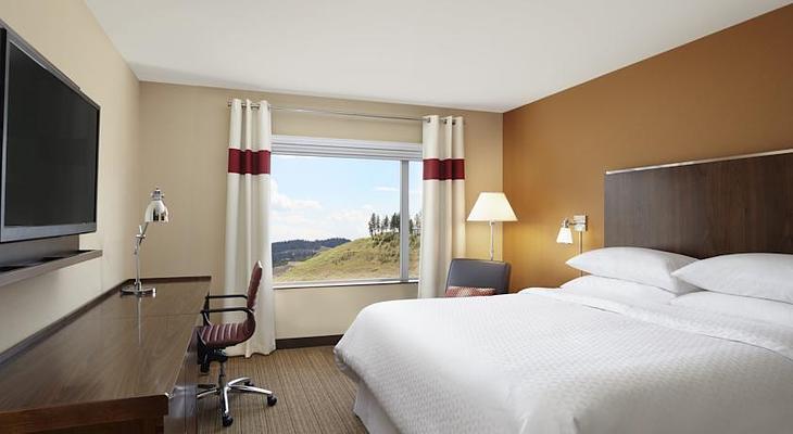 Four Points by Sheraton Kelowna Airport