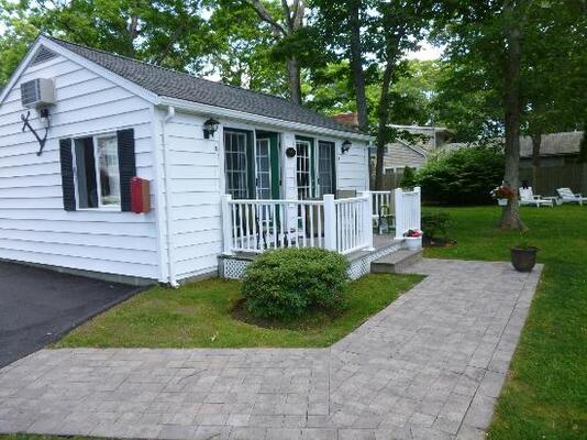 Falmouth Heights Motor Lodge