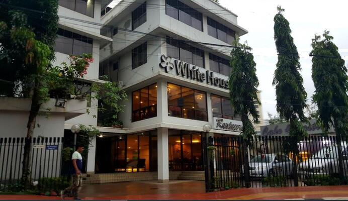 White House Hotel