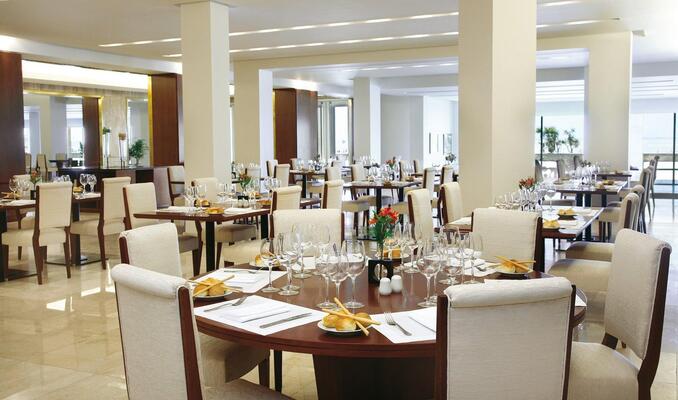 NH Gran Hotel Provincial