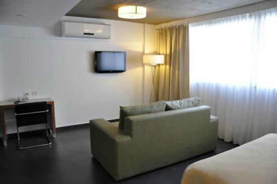 Roberta Rosa de Fontana Suites