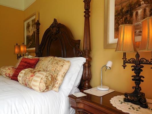 Crystal Springs Bed and Breakfast