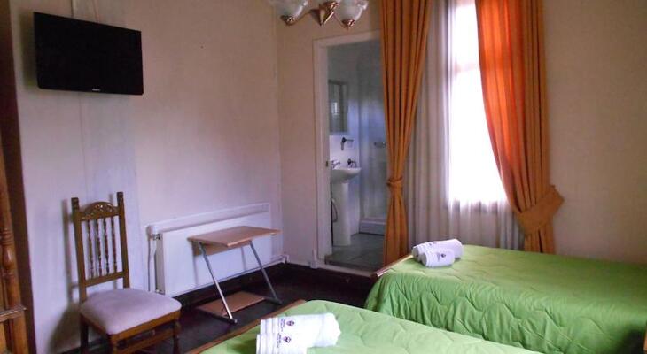 Hostal Bustamante