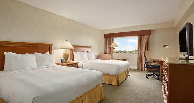 Hilton Tucson East