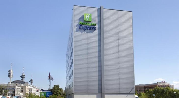 Holiday Inn Express Geneva Airport, an IHG hotel