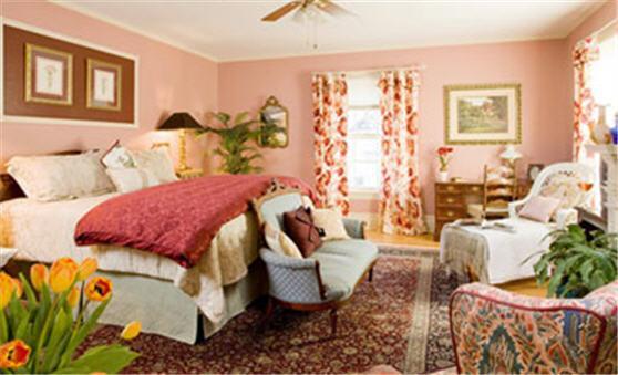 A B&B at The Edward Harris House Inn & Cottages