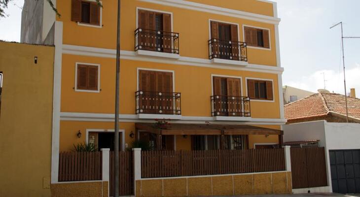 Kira's Boutique Hotel