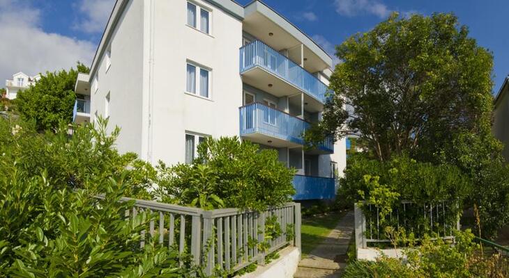 Aparthotel Pharia