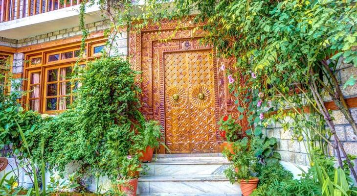 Himalayan  Country House