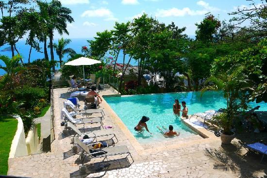 La Mariposa Hotel
