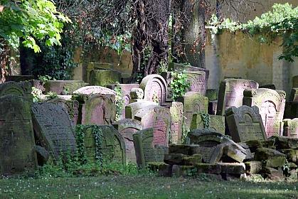 Old Jewish Cemetery