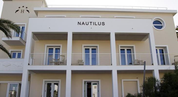 Hotel Nautilus