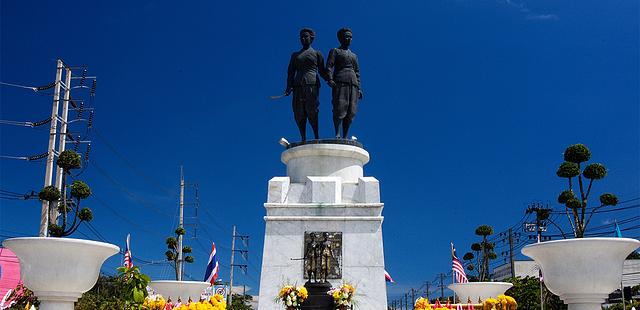 Phuket Heroines Monument