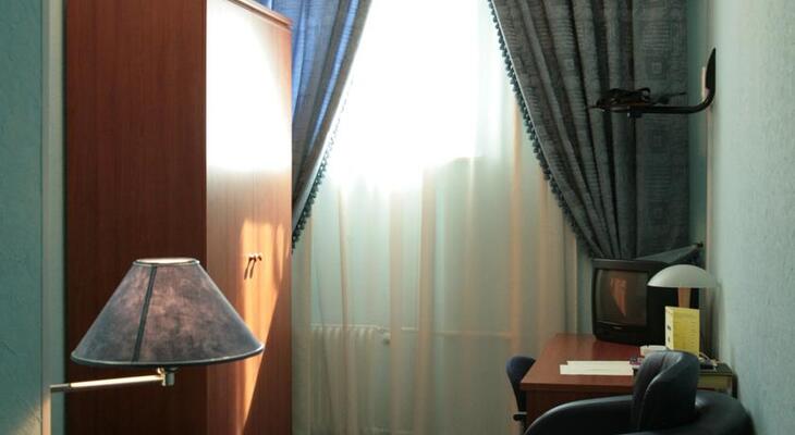 Warsaw Hotel
