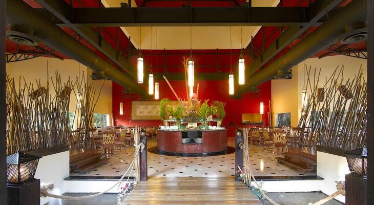 Grand Palladium Palace Resort Spa & Casino