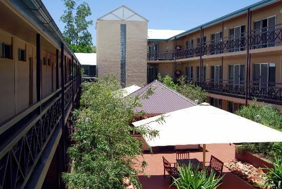 Stay At Alice Springs Hotel