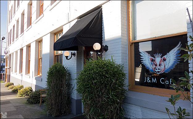 J&M Cafe