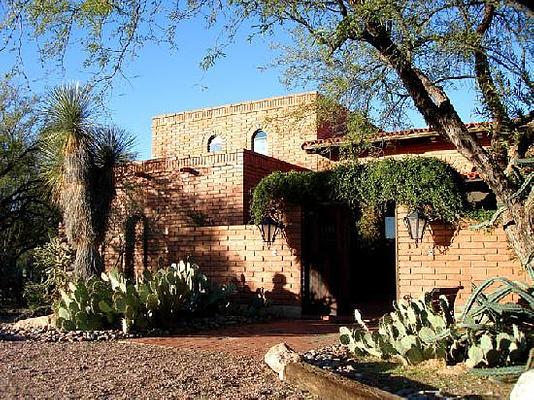 Desert Trails Bed and Breakfast