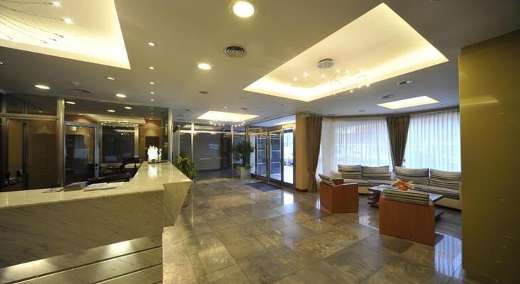 Hotel 15 de Mayo