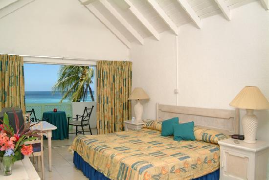 Tropical Sunset Beach Apartment Hotel