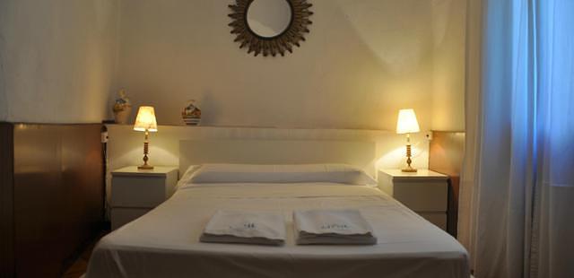 Seneca Hostel