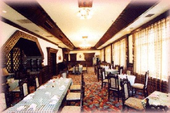 Longmen Grand Hotel