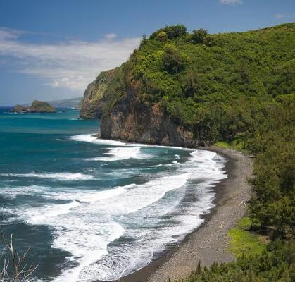 Pololu Valley Lookout