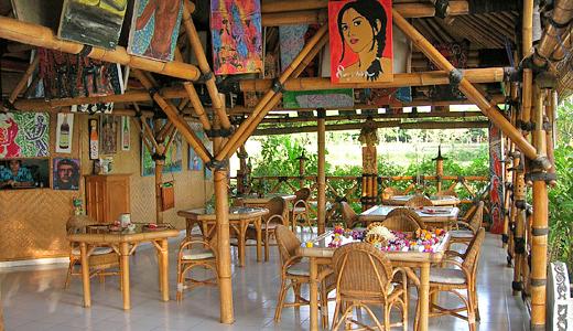 Warung Bambu