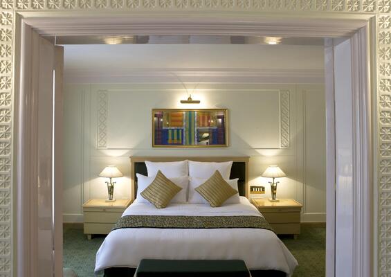 Sheraton Grand Pune Bund Garden Hotel
