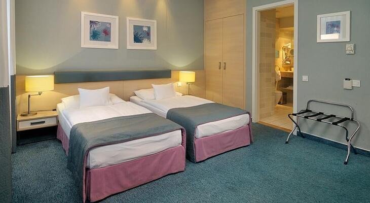 Atrium Fashion Hotel