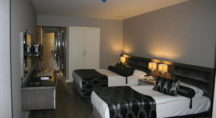 The New Hotel Zeybek
