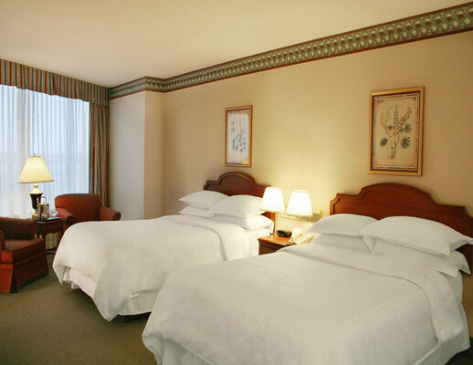 Sheraton Greensboro at Four Seasons