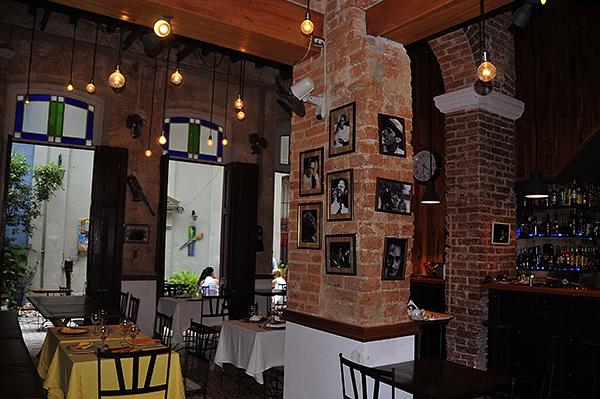 Cafe Solas - Cafe De Los Artistas